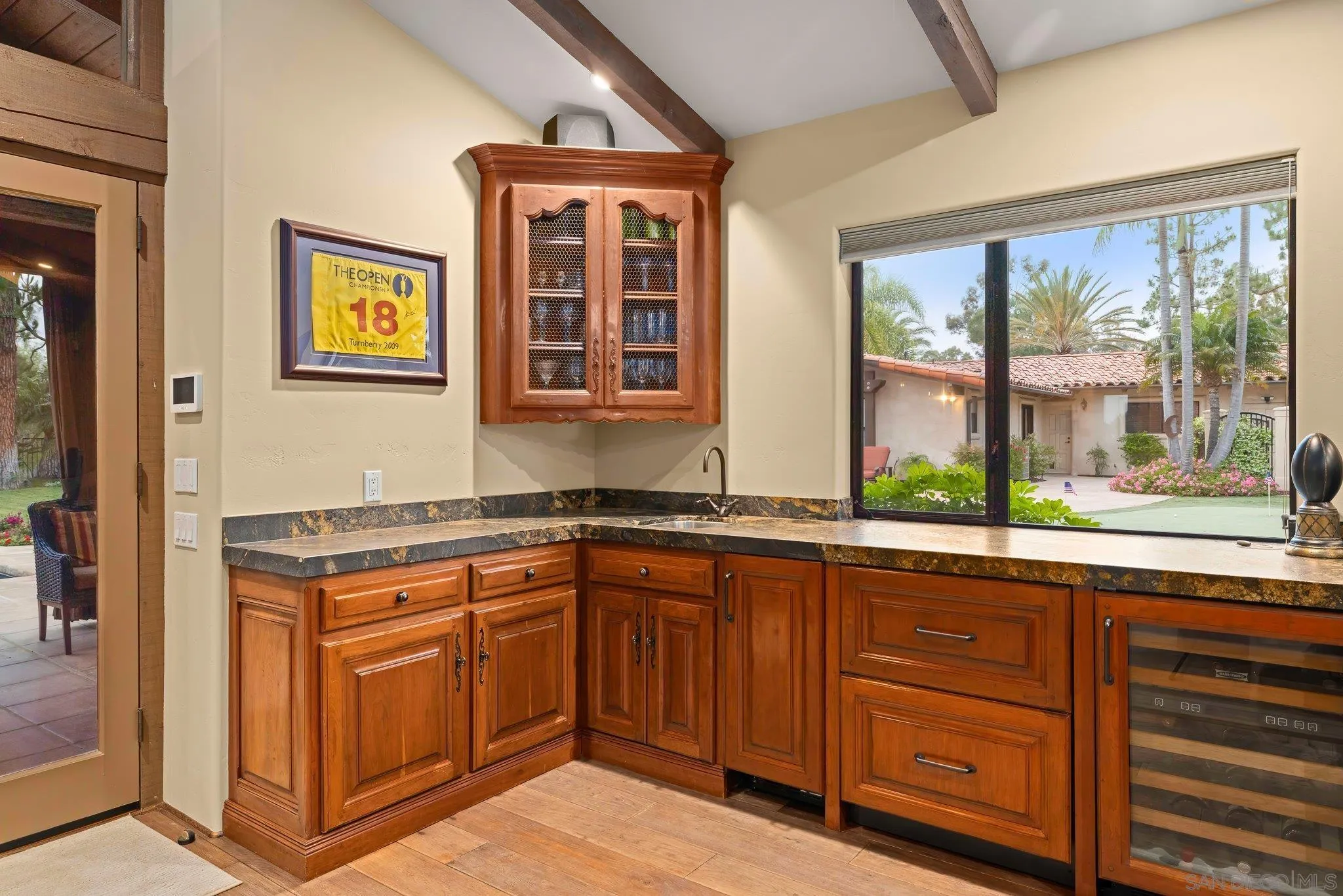 https://cdn.realtyfeed.com/cdn/127/250041510/fd1bba2f403b7189c7e740e579a5c0d0.webp