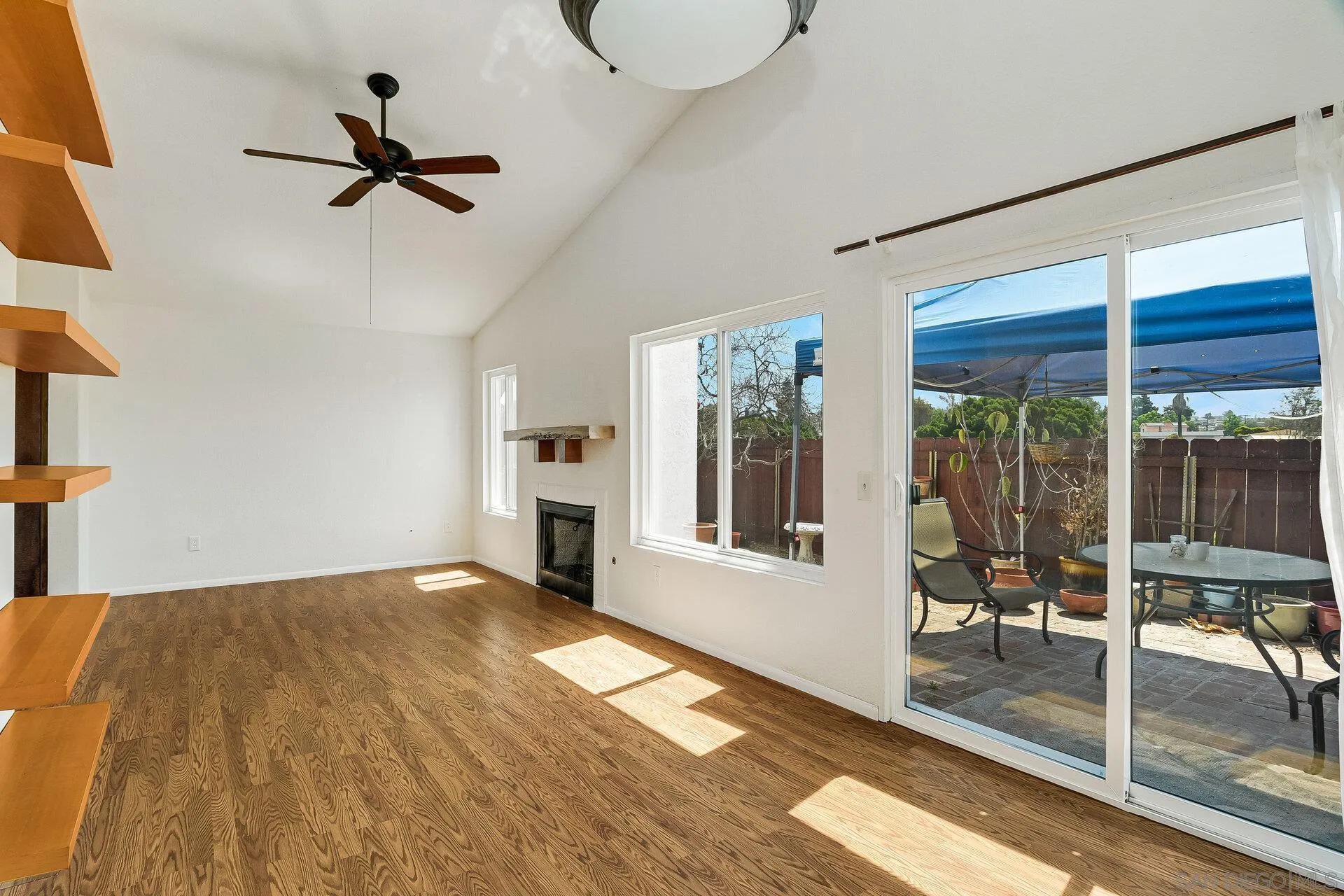 https://cdn.realtyfeed.com/cdn/127/250041511/7c480f5048295bad17c5a99622f2a98e.webp