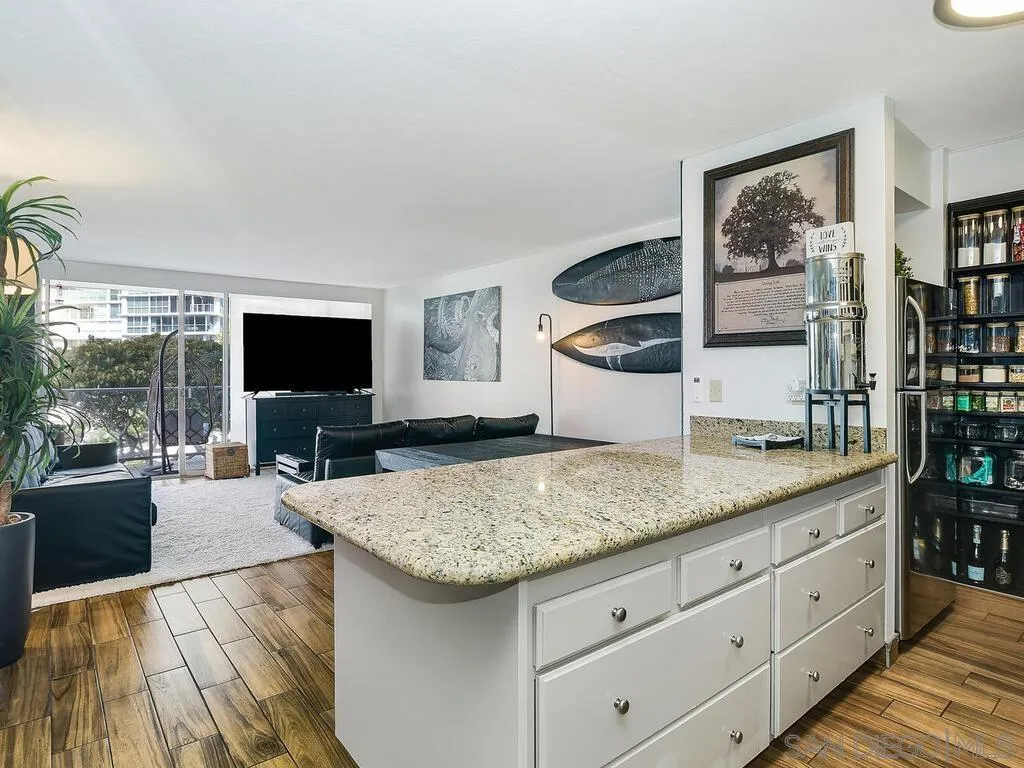 https://cdn.realtyfeed.com/cdn/127/250041521/6d94c3e826475208f23c2a16869ca3b0.webp