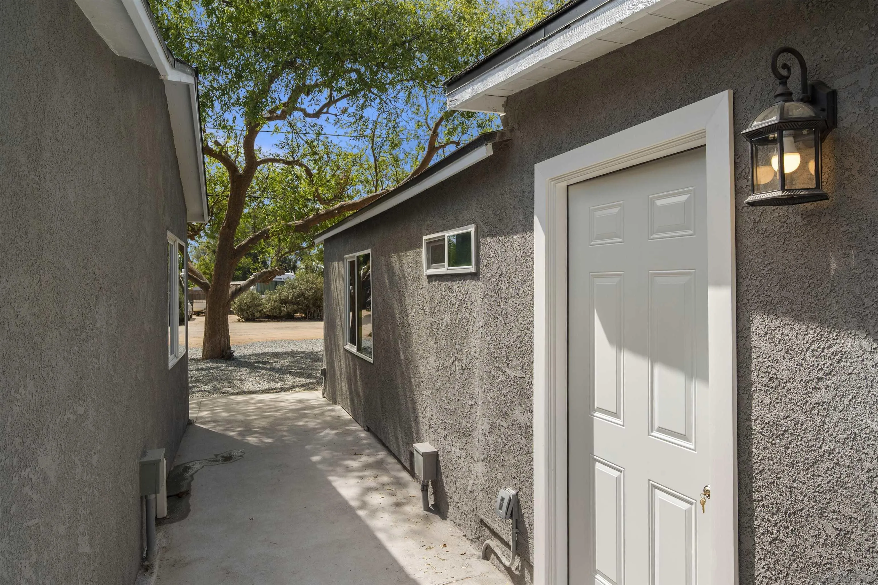 https://cdn.realtyfeed.com/cdn/127/250041527/099aee15b0af7ffb1a6b1dd1319ef1c6.webp