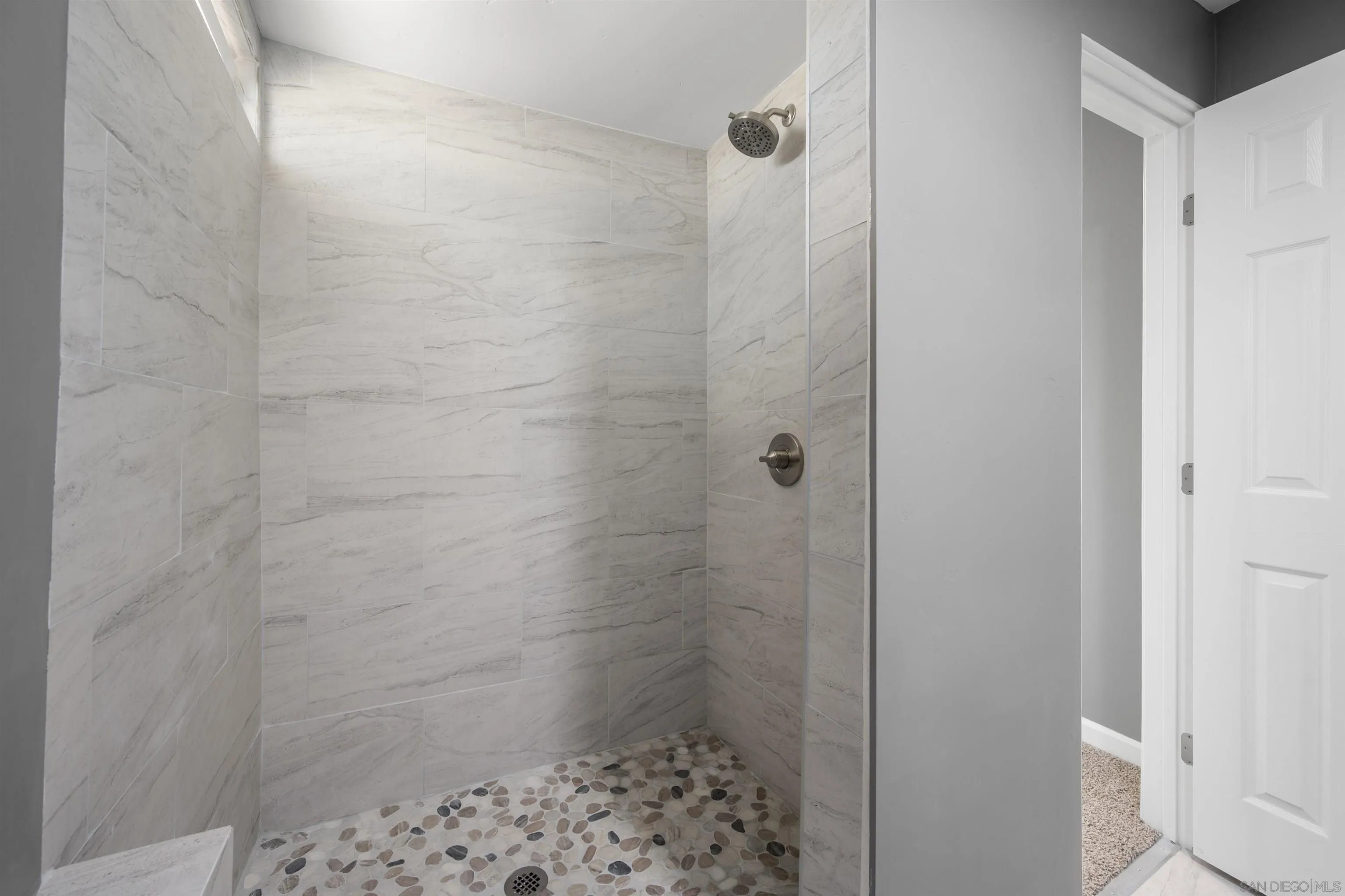 https://cdn.realtyfeed.com/cdn/127/250041527/7d0a045cc897193f0617107e3c7bea5c.webp