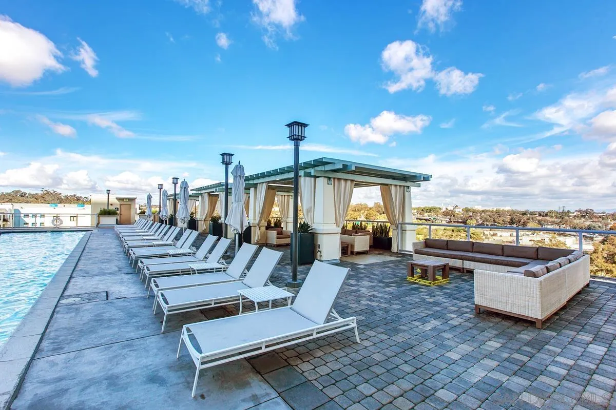 https://cdn.realtyfeed.com/cdn/127/250041529/a0c41c79153438f403c6b5ca87e278f8.webp
