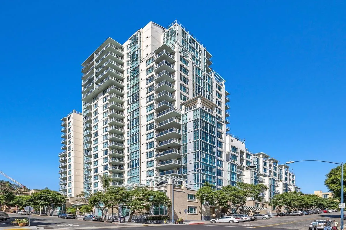 https://cdn.realtyfeed.com/cdn/127/250041529/ff09b5babf2ed761fce790d348b8f63e.webp