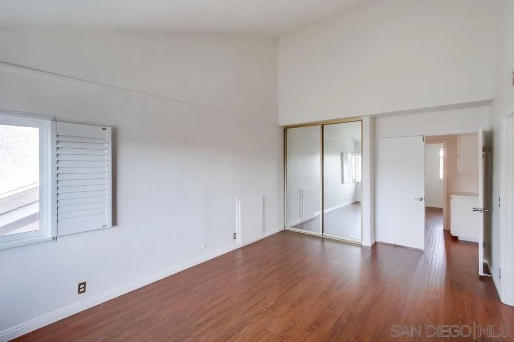 https://cdn.realtyfeed.com/cdn/127/250041530/a2f23743e0dc2fb1ea1d9014bd453a64.webp