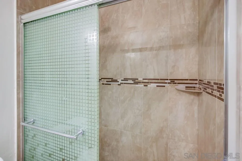 https://cdn.realtyfeed.com/cdn/127/250041530/d8633ac3e881cf8ed304979dff9deb0c.webp