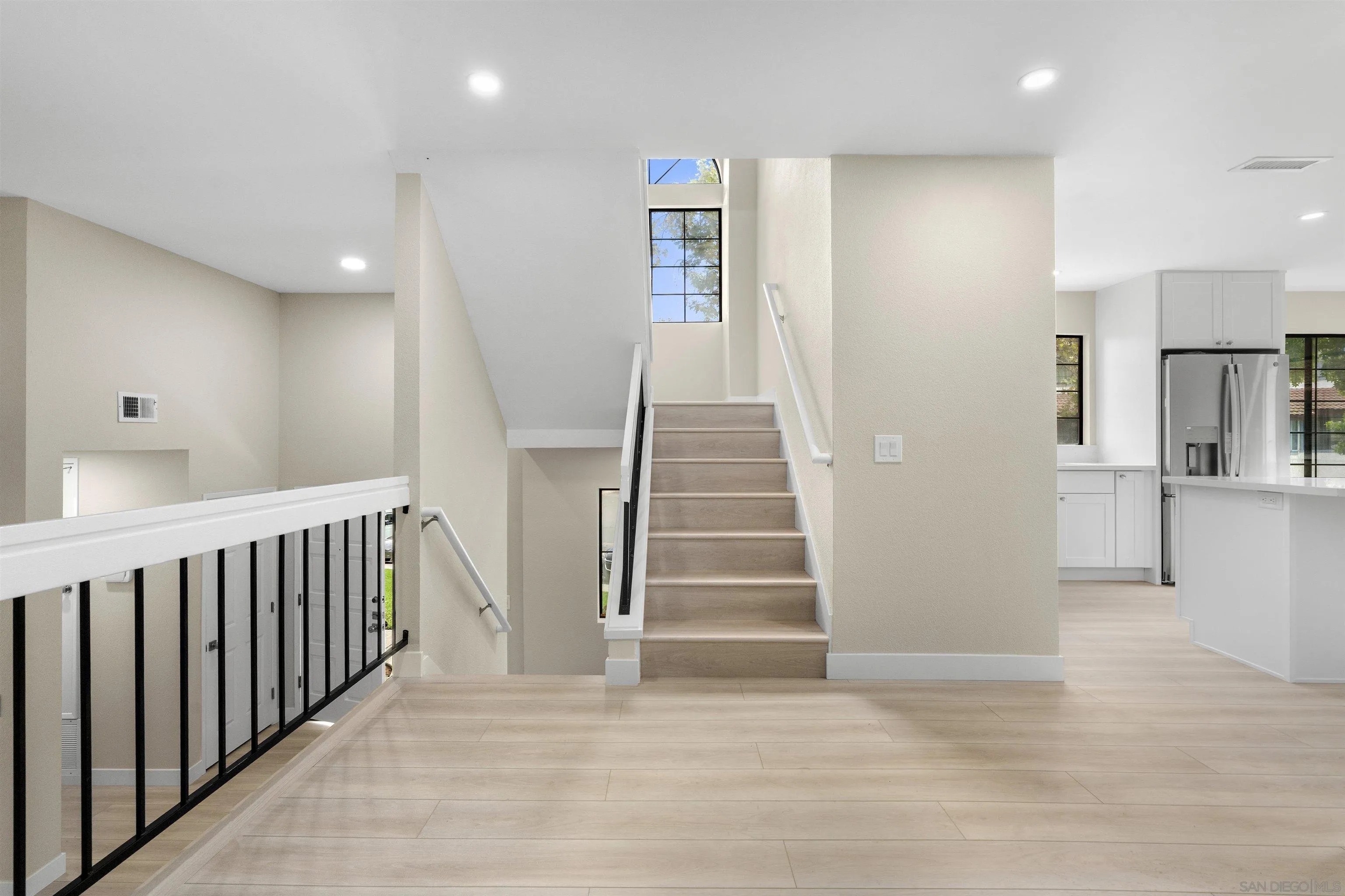 Photo #16: 250041535 Listing: Photo #16