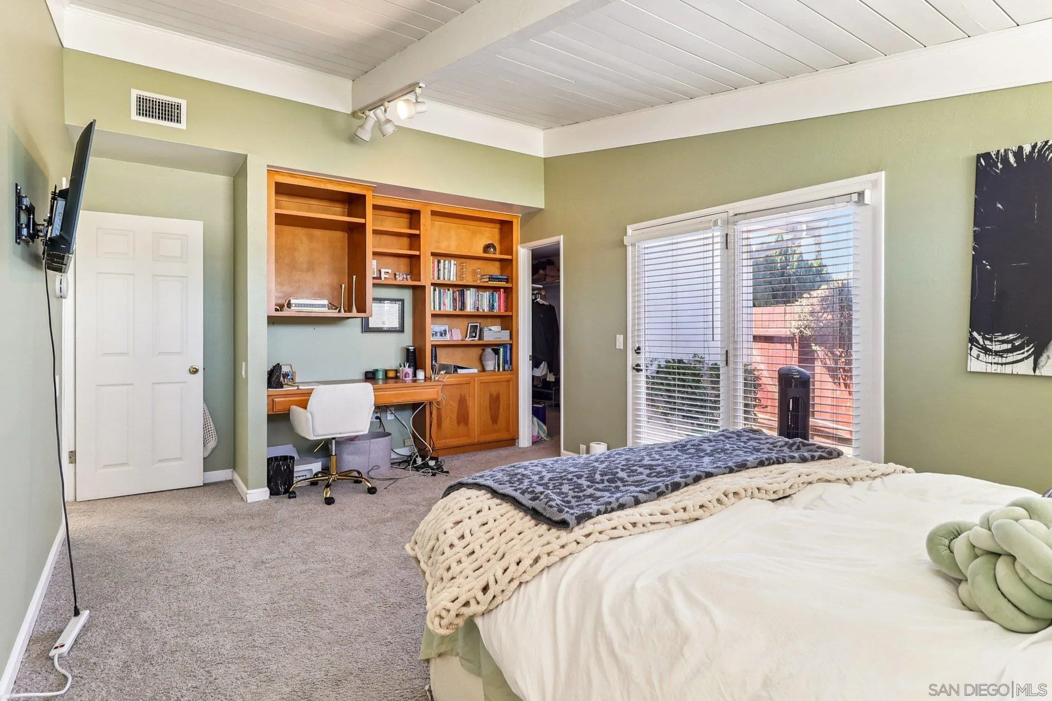 https://cdn.realtyfeed.com/cdn/127/250041538/3dfe26f80ca3dc0d4b2dfdba06647c39.webp