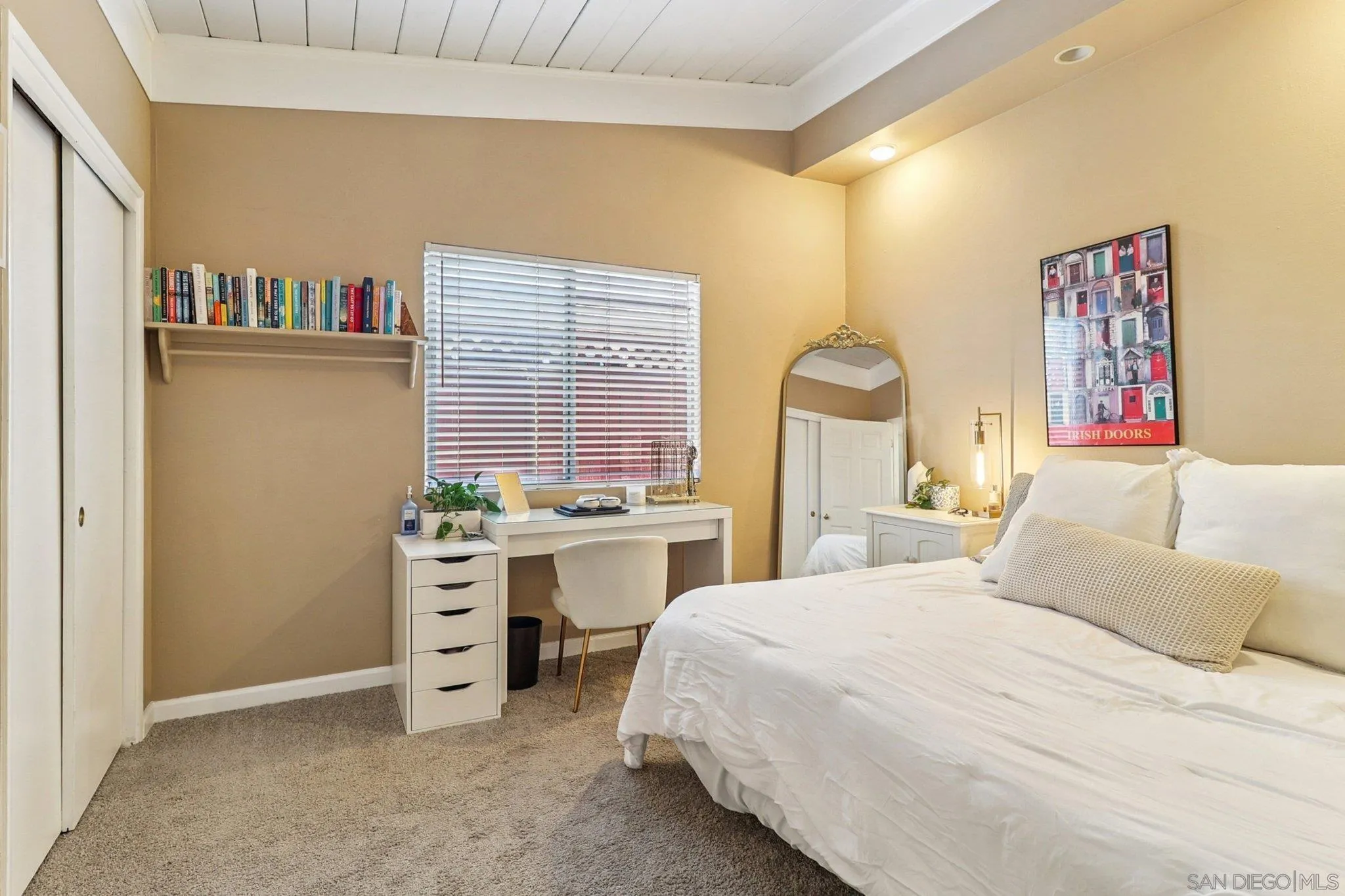 https://cdn.realtyfeed.com/cdn/127/250041538/b3d5308aadcd4f4d0fb8ecaff9caf626.webp