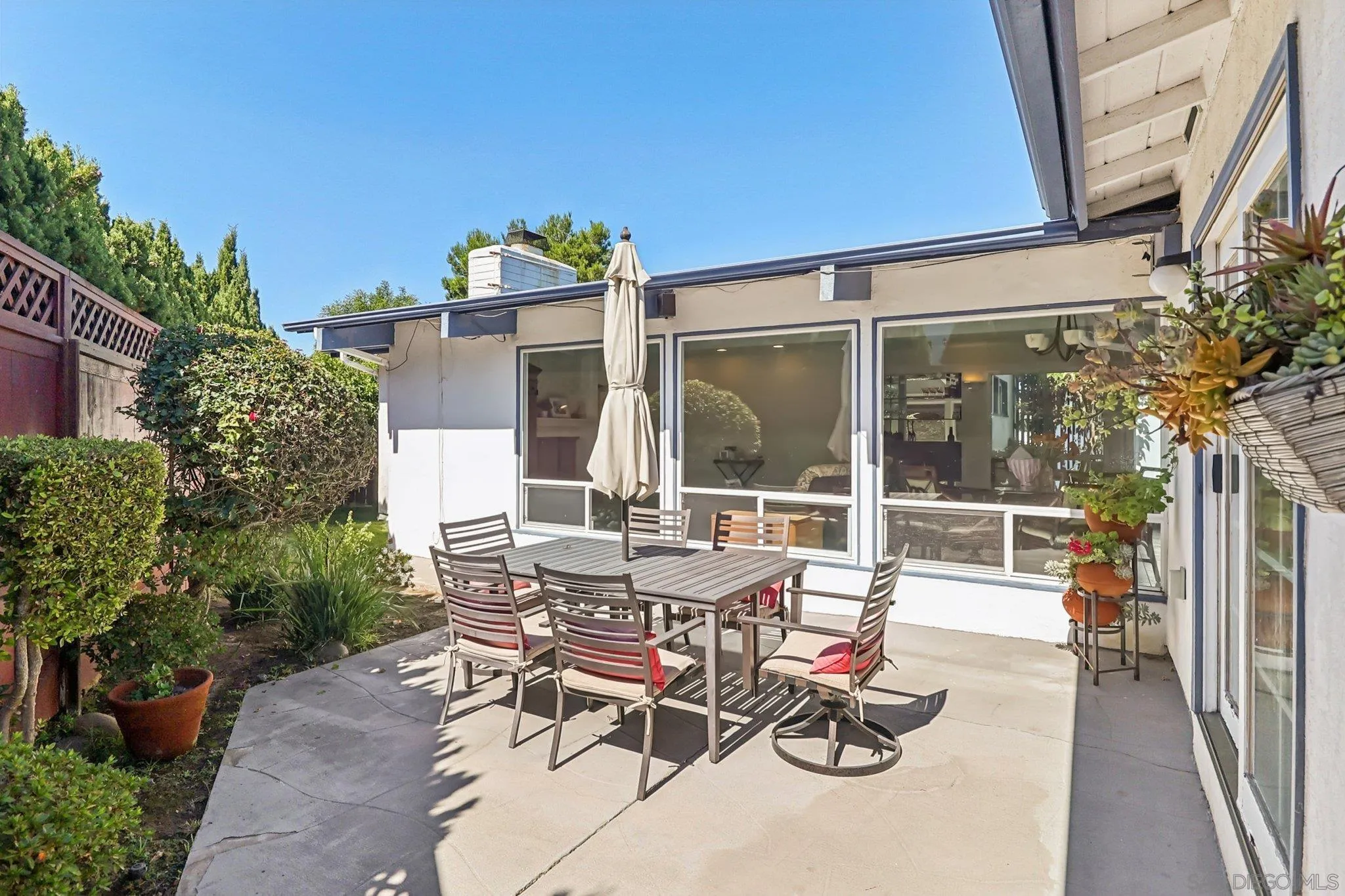 https://cdn.realtyfeed.com/cdn/127/250041538/c409d2ffdf1ebd81eb05a5bf2ef60d9e.webp