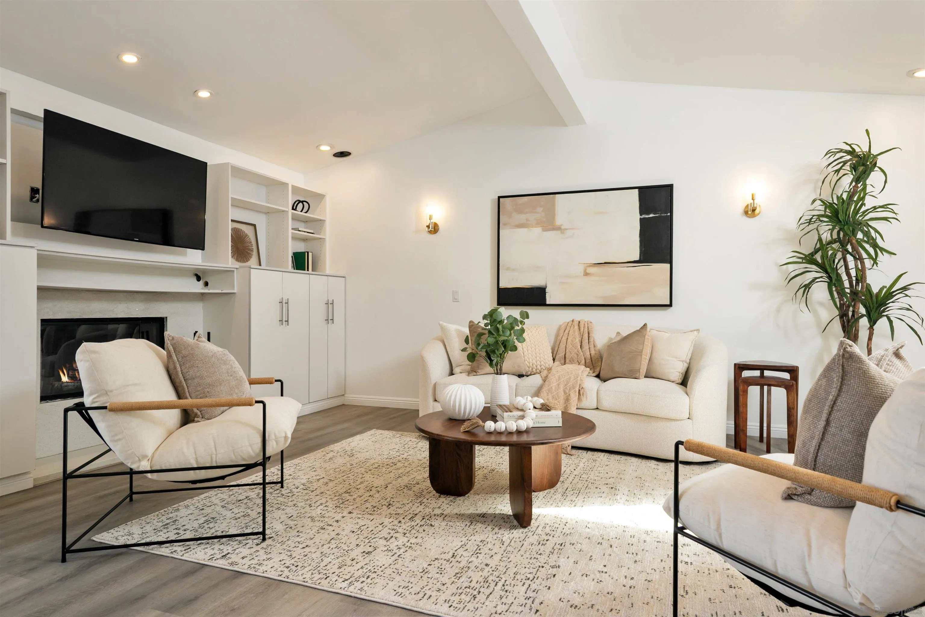 https://cdn.realtyfeed.com/cdn/127/250041547/48f51c903623c6d4f010ac6760d5c2fb.webp