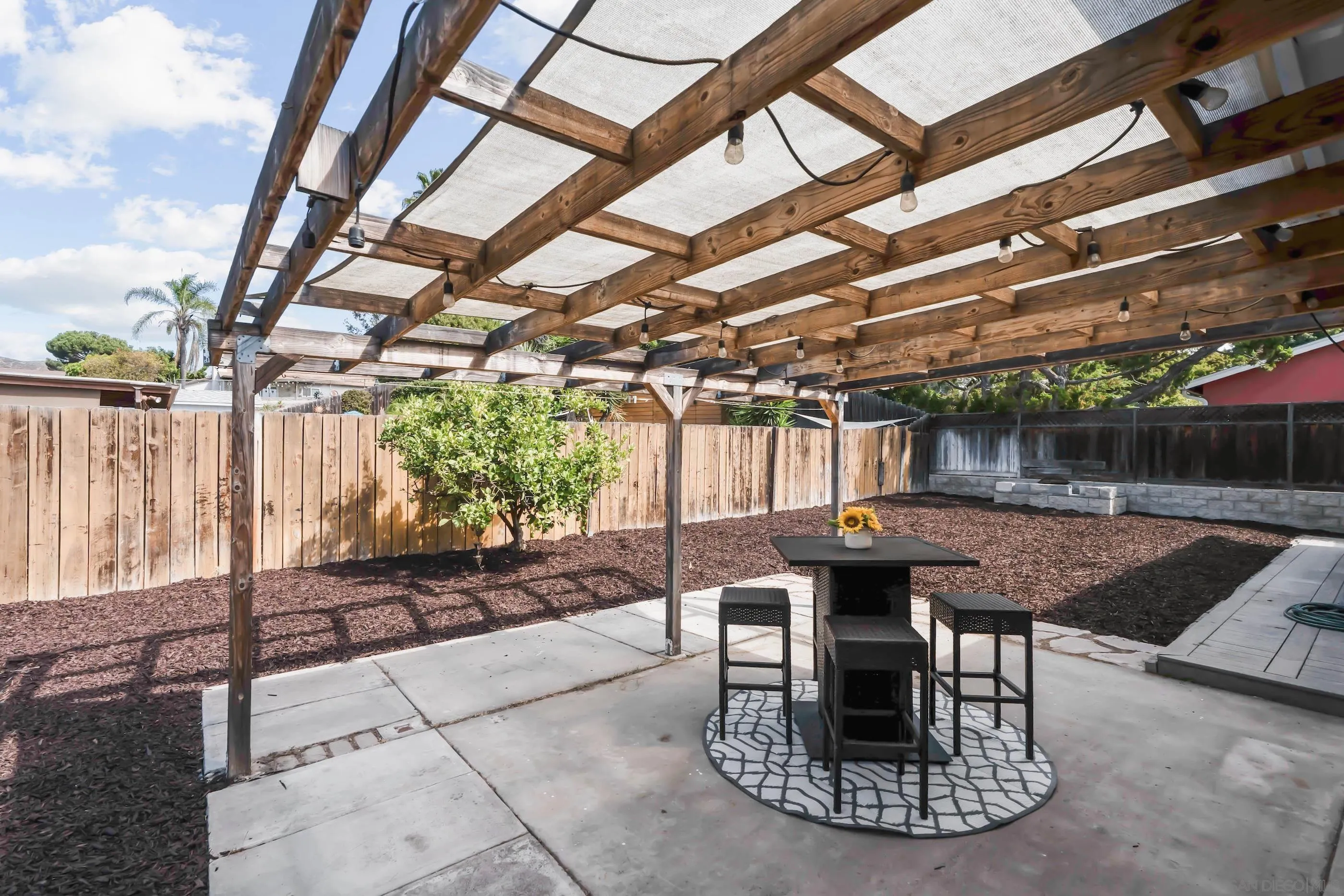 https://cdn.realtyfeed.com/cdn/127/250041549/00e4182a06784a1f555ea5eebfde6a49.webp