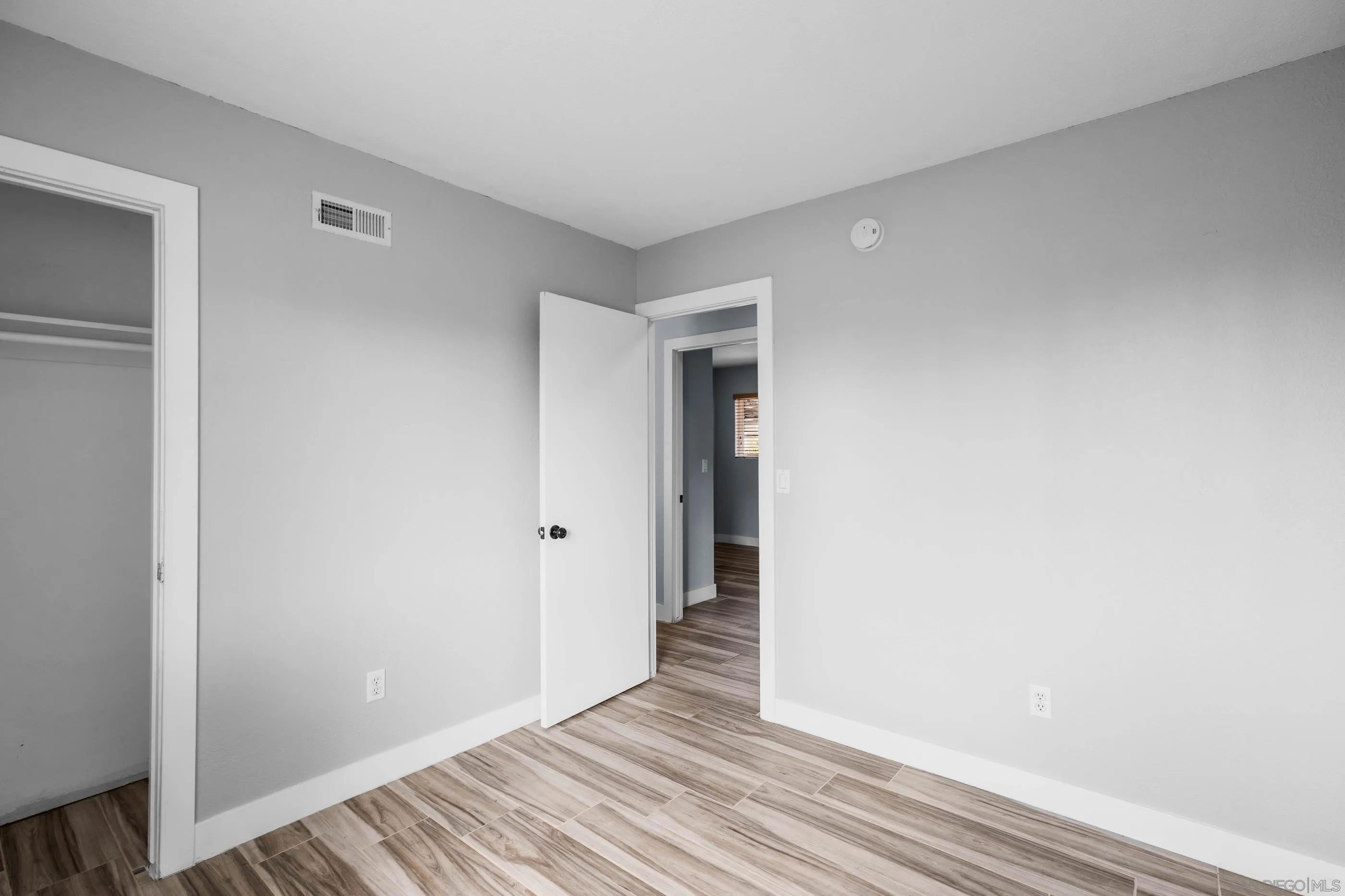 https://cdn.realtyfeed.com/cdn/127/250041549/9cabecd5f7f2cc9c992b59b296259e90.webp
