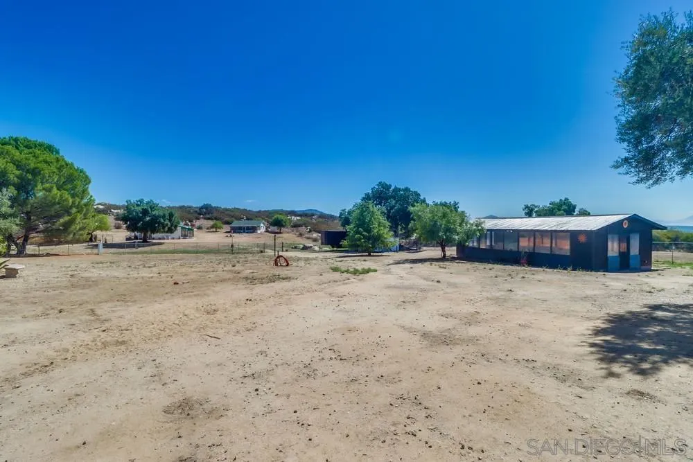 https://cdn.realtyfeed.com/cdn/127/250041557/7cb5344c5b57045d7908ee530cb15c3e.webp