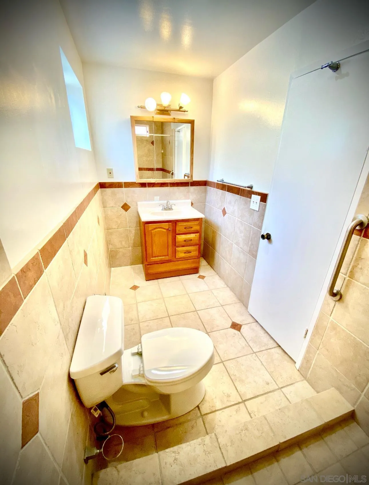 https://cdn.realtyfeed.com/cdn/127/250041559/ba53659fcb32cd42e7ebf4061a22ea2f.webp
