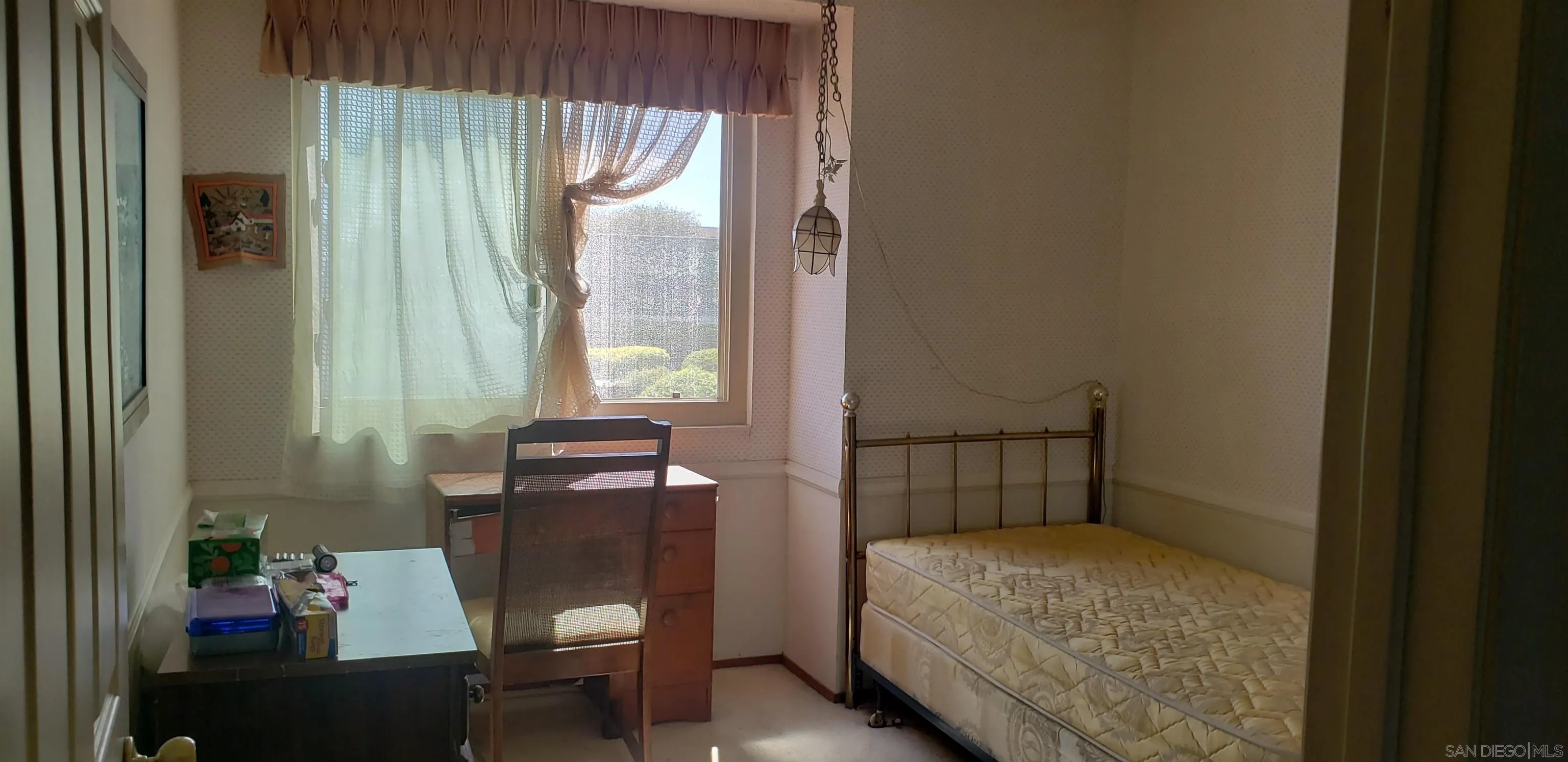 https://cdn.realtyfeed.com/cdn/127/250041568/c65ff806f4b26b91c48c47ab12597ab4.webp