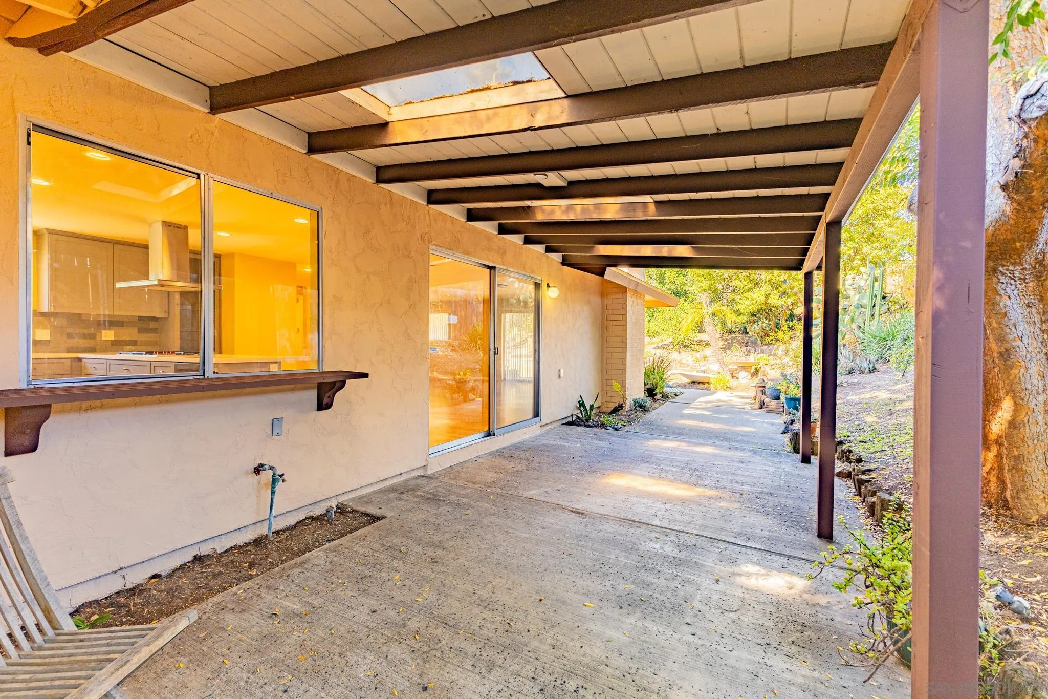 https://cdn.realtyfeed.com/cdn/127/250041576/e55df044d792bab462dceb490a151fb0.webp
