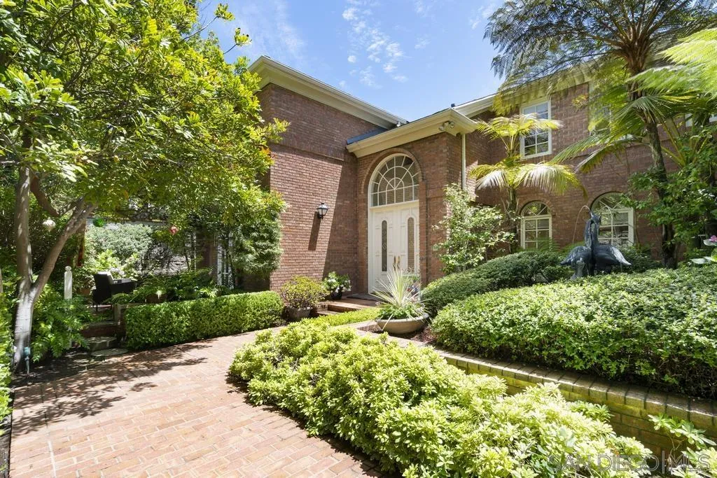 https://cdn.realtyfeed.com/cdn/127/250041577/9bd3f0c44f672b73bc4157757a48f4e3.webp