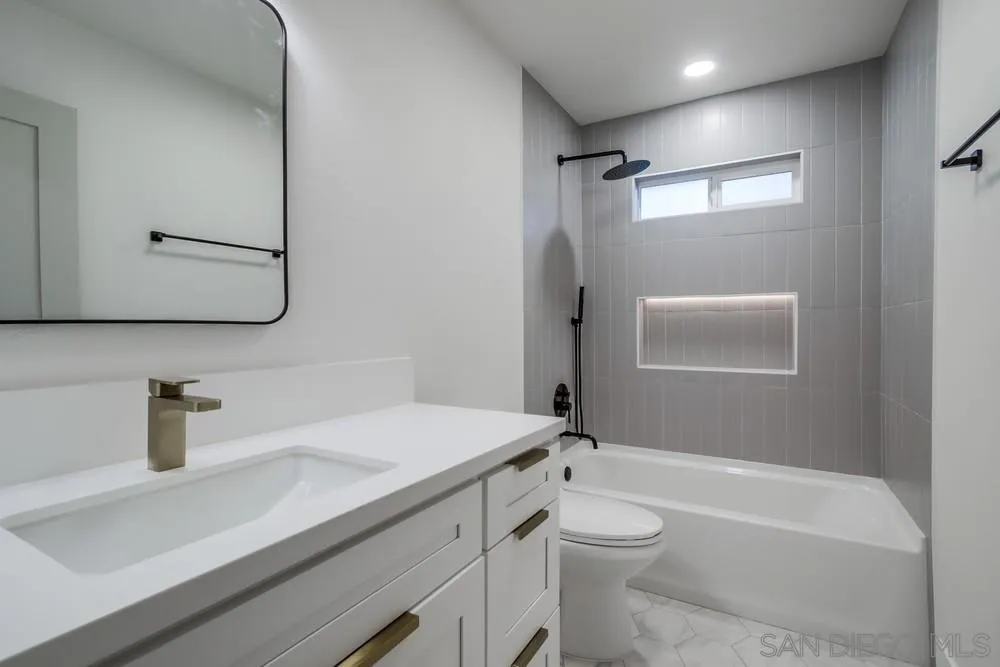 https://cdn.realtyfeed.com/cdn/127/250041583/2cbf60903a3ee20049cb1fd81f611d3c.webp