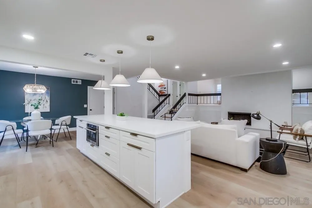 https://cdn.realtyfeed.com/cdn/127/250041583/d31d2cb486512b0864c189dcf64d3927.webp