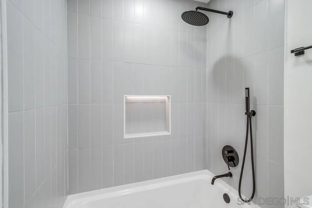 https://cdn.realtyfeed.com/cdn/127/250041583/d69573cfff78d957ef190d99eba0dfd1.webp