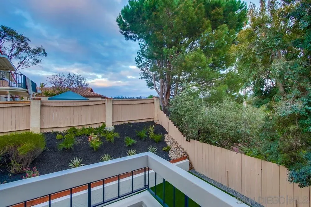 https://cdn.realtyfeed.com/cdn/127/250041583/e67a59d74936839c4c87a9b91defe233.webp