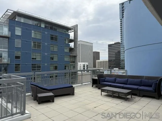 San Diego, CA 92101