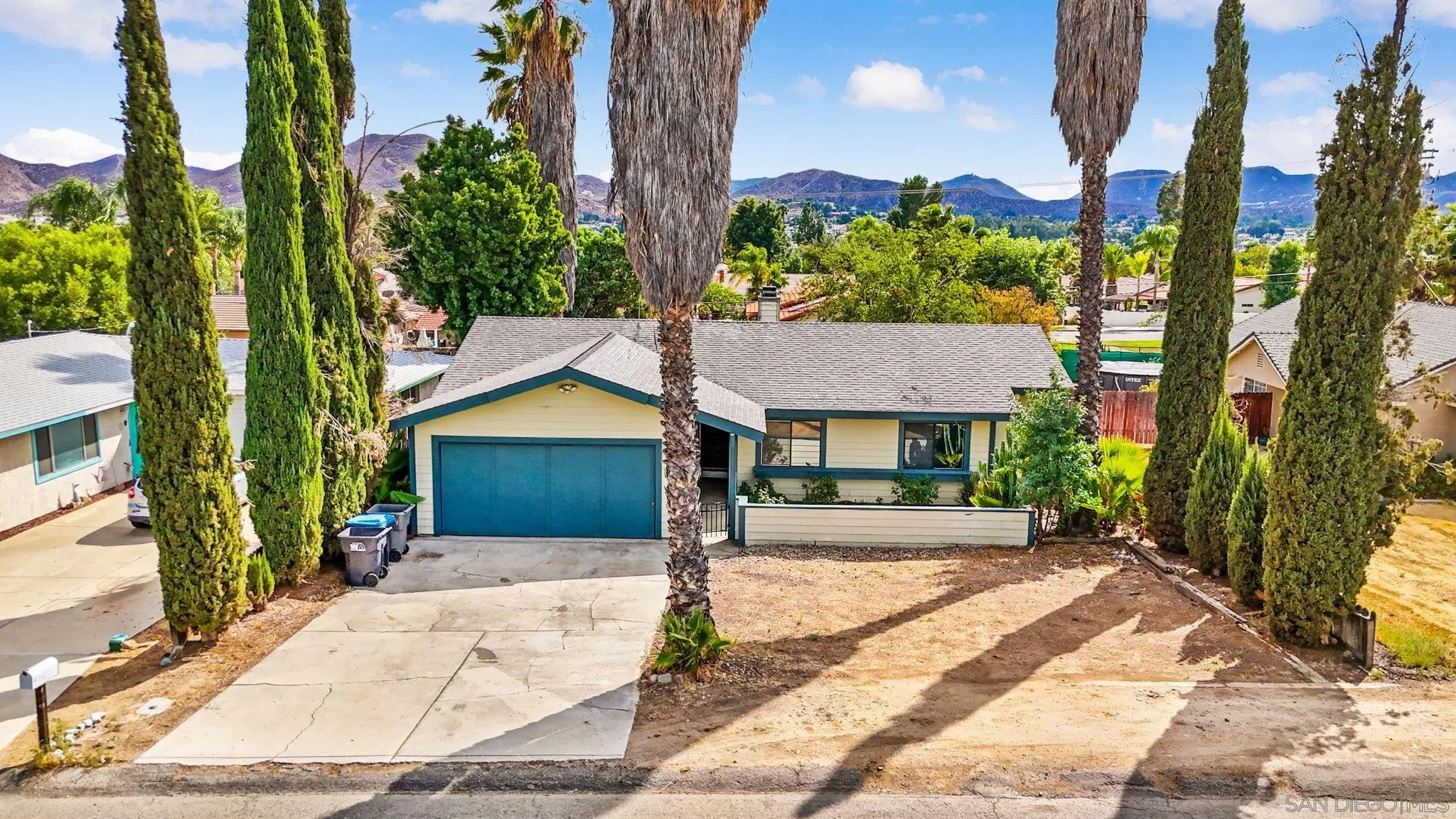 Menifee, CA 92587