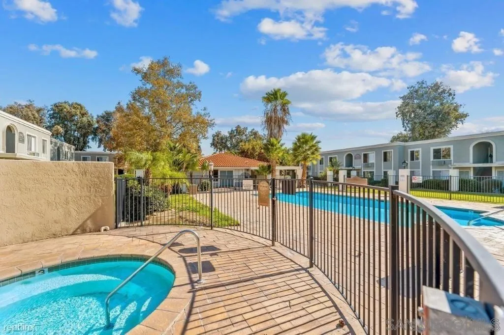 https://cdn.realtyfeed.com/cdn/127/250041593/4e6238ec7e349ab7fc2e878b0ab991d5.webp