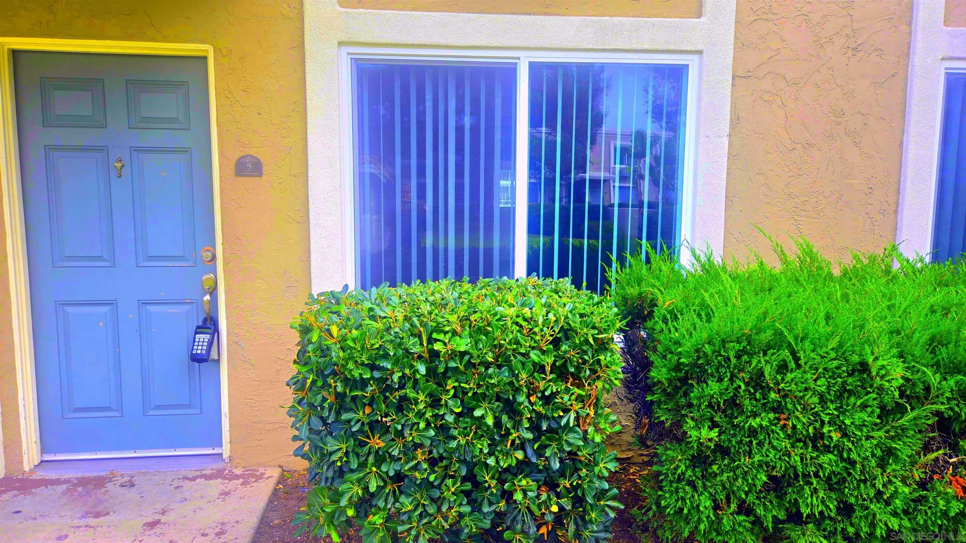 https://cdn.realtyfeed.com/cdn/127/250041593/97eba0785e89848f7ec514560936d7d6.webp