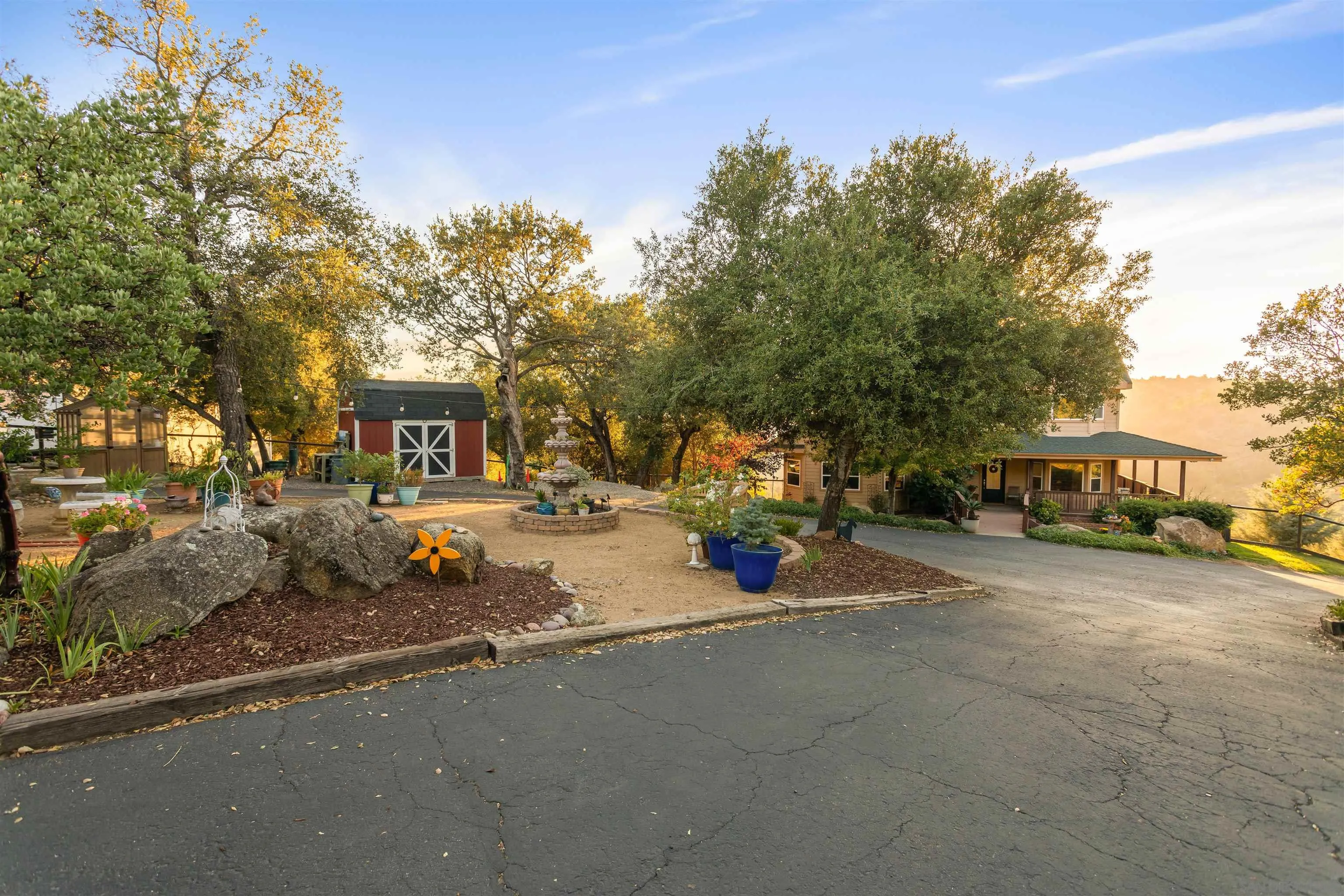 https://cdn.realtyfeed.com/cdn/127/250041596/7e8f02d205be8755ccc2f21de102ceda.webp