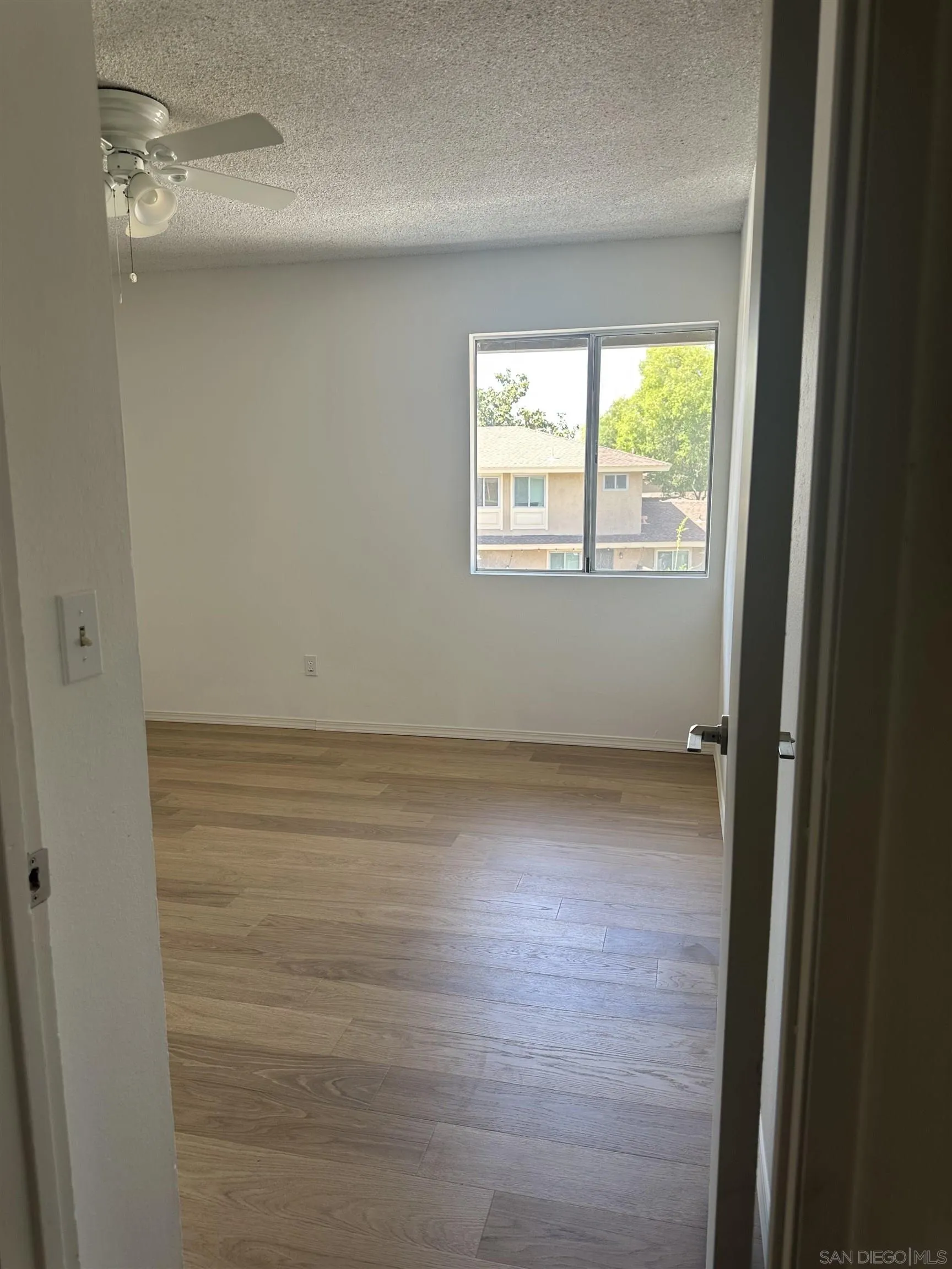 https://cdn.realtyfeed.com/cdn/127/250041601/745f5a0ee69acd1a320062efd4f63fca.webp