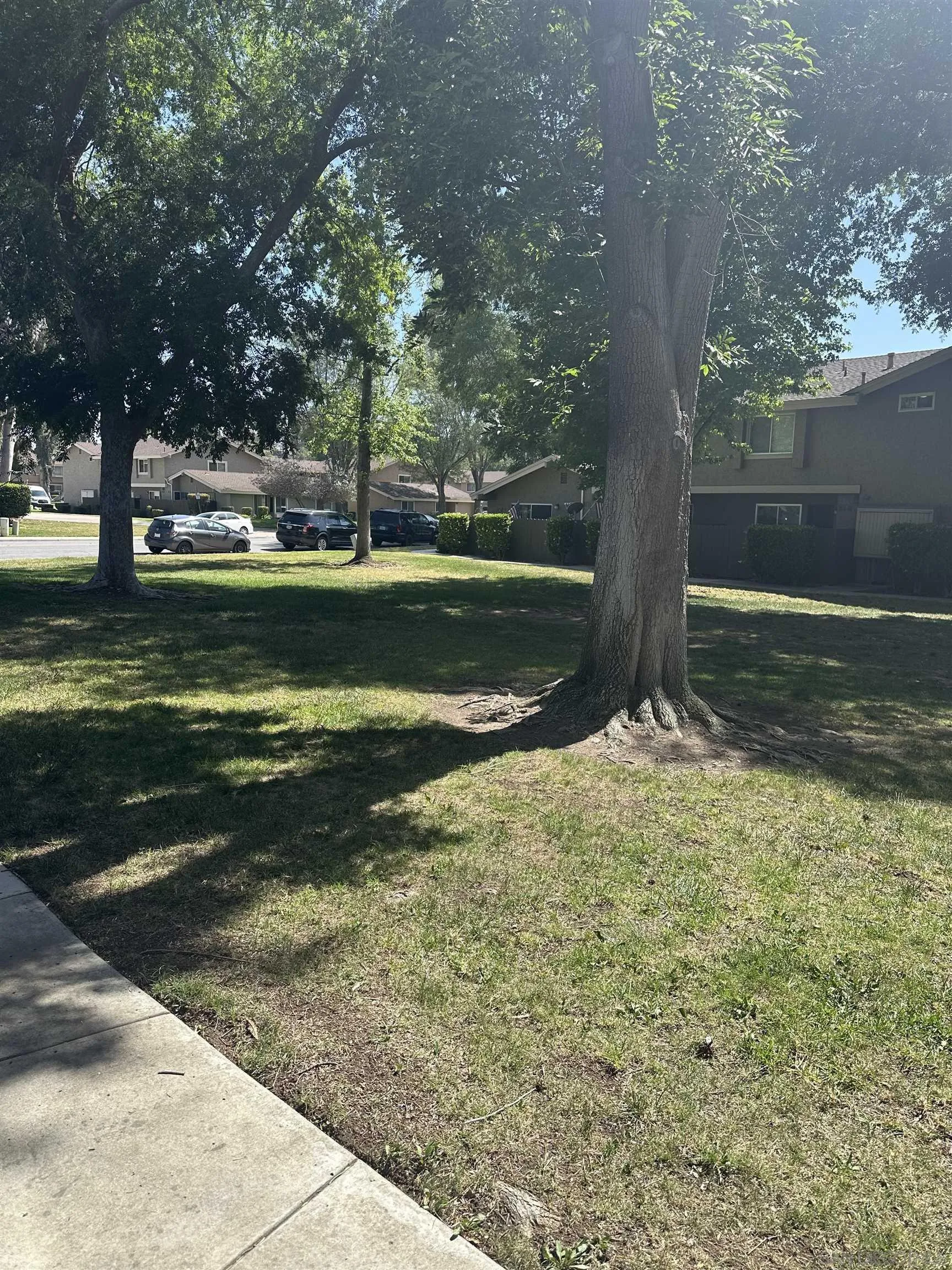 https://cdn.realtyfeed.com/cdn/127/250041601/b5d9e6ebf5cb103079b9dc41f2285af3.webp