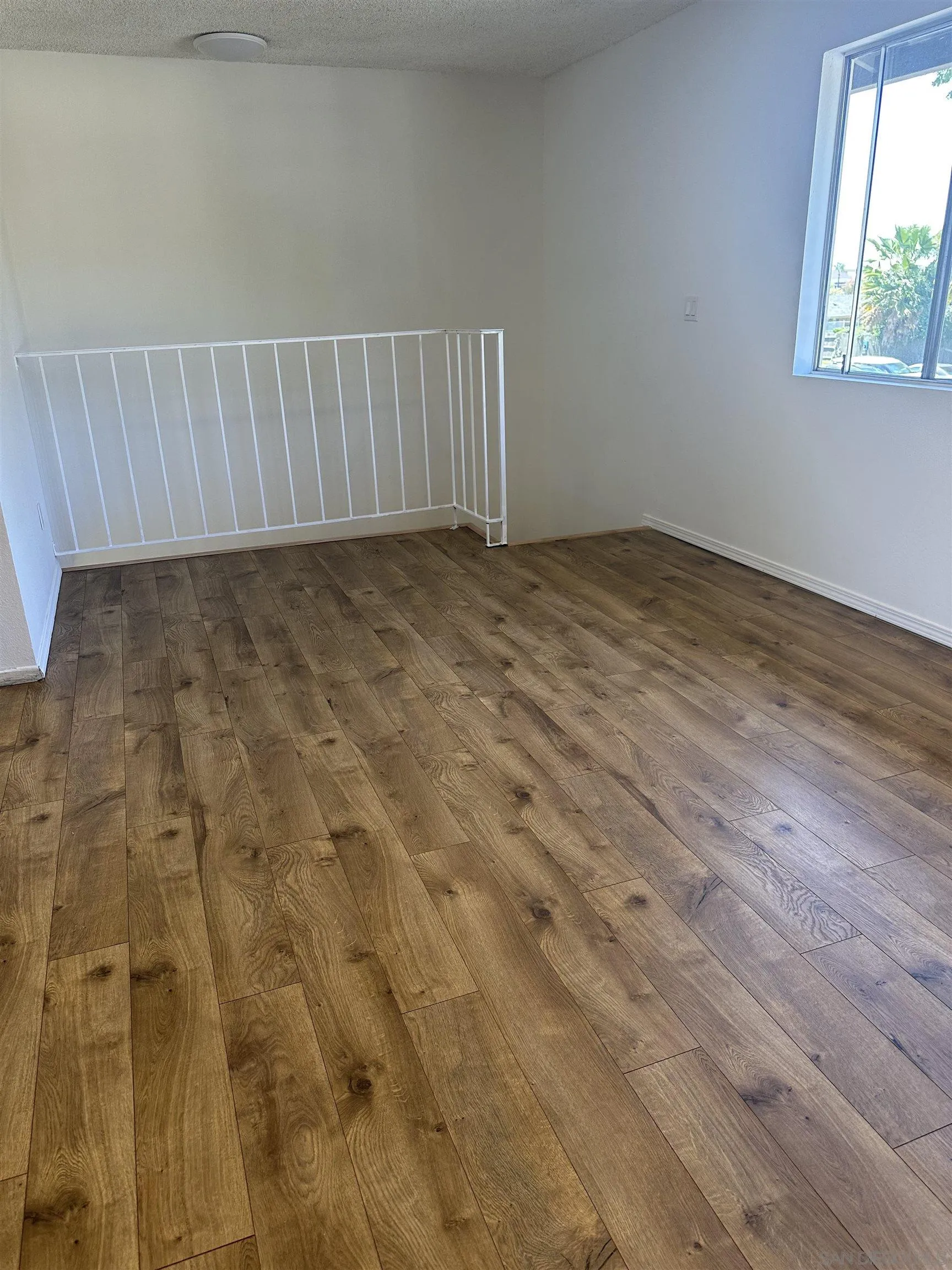 https://cdn.realtyfeed.com/cdn/127/250041601/ff0e6c7fce5665f4637f1333be3a4809.webp