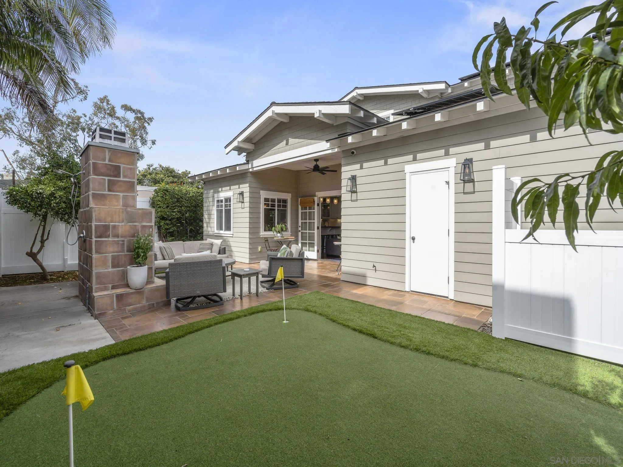 https://cdn.realtyfeed.com/cdn/127/250041628/08a13c5dcb0c8406a0f51b25793dbb2a.webp