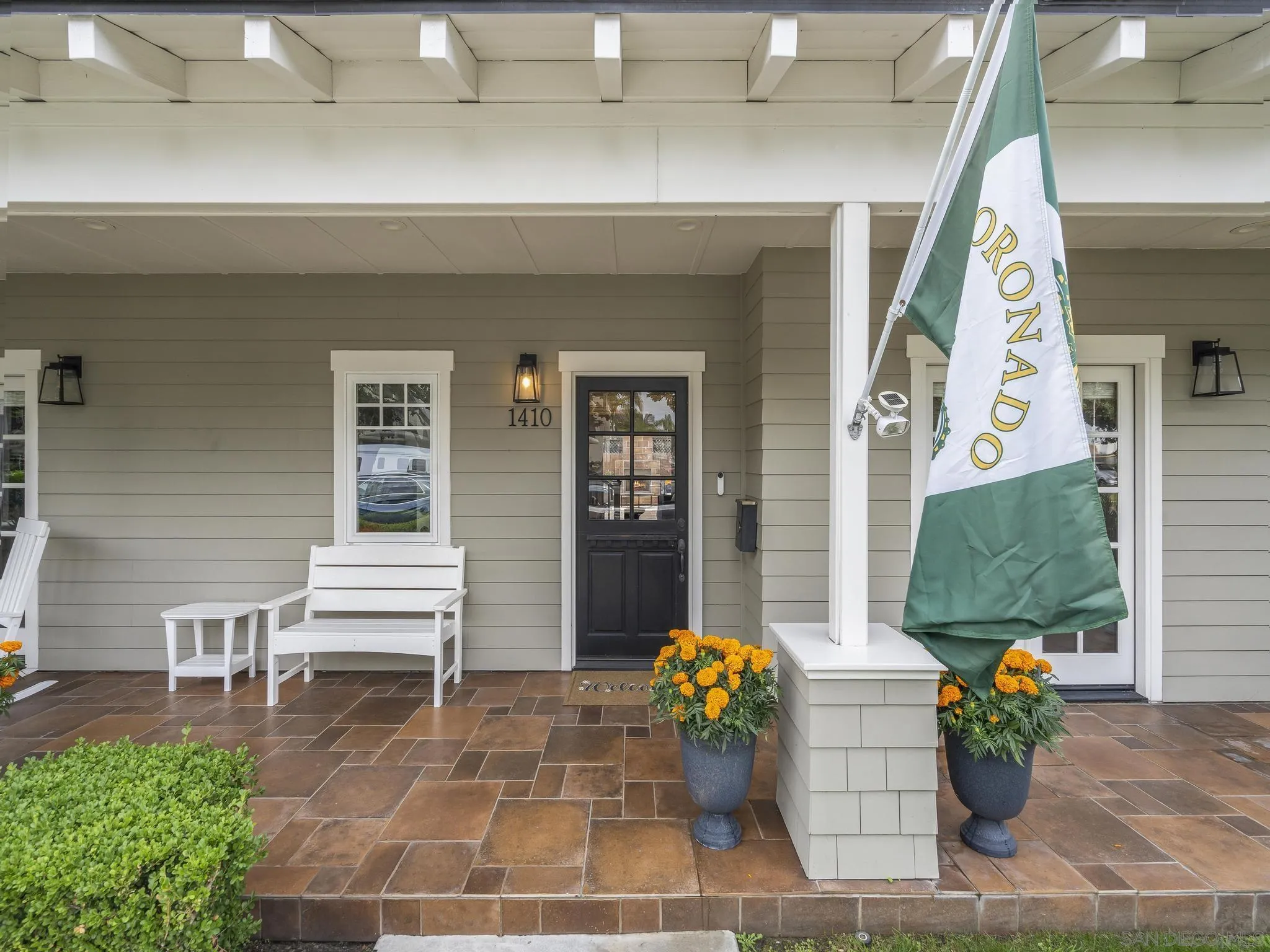 https://cdn.realtyfeed.com/cdn/127/250041628/42c5f6673dc13017f0931991a7f16ae9.webp