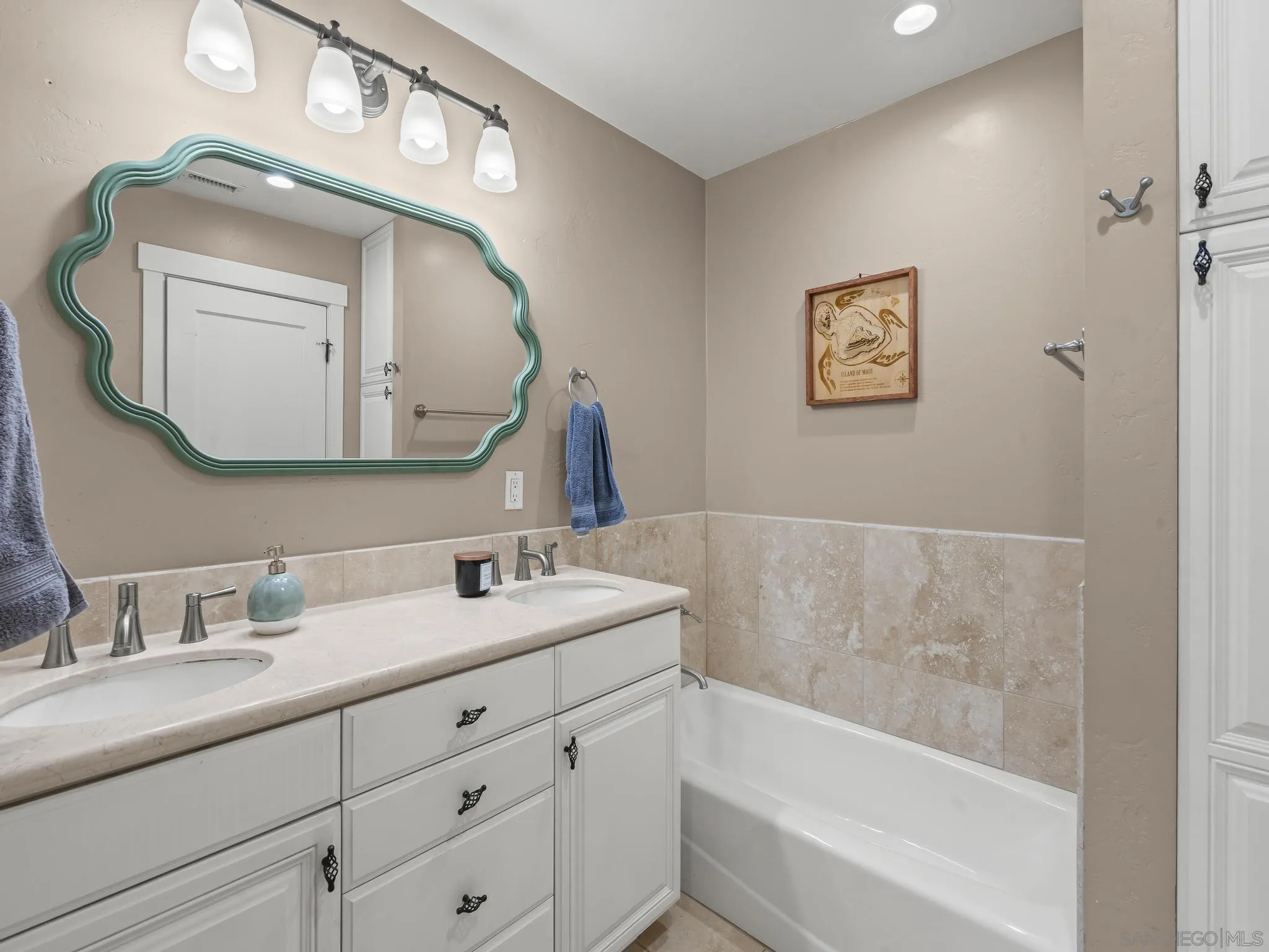 https://cdn.realtyfeed.com/cdn/127/250041628/54e1ddef902c89e58855b9b2e17390ba.webp