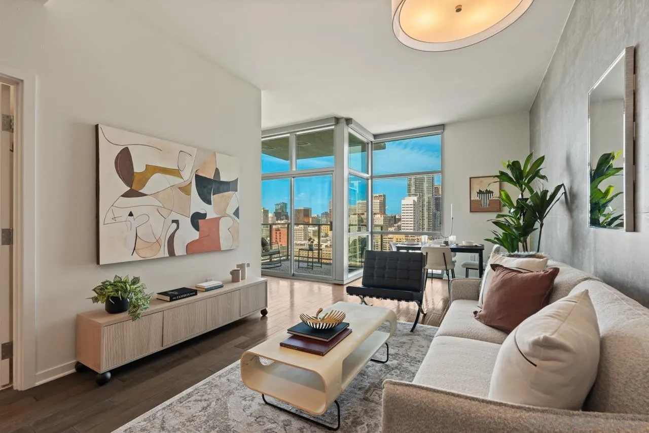 Photo #2: 250041630 Listing: Photo #2