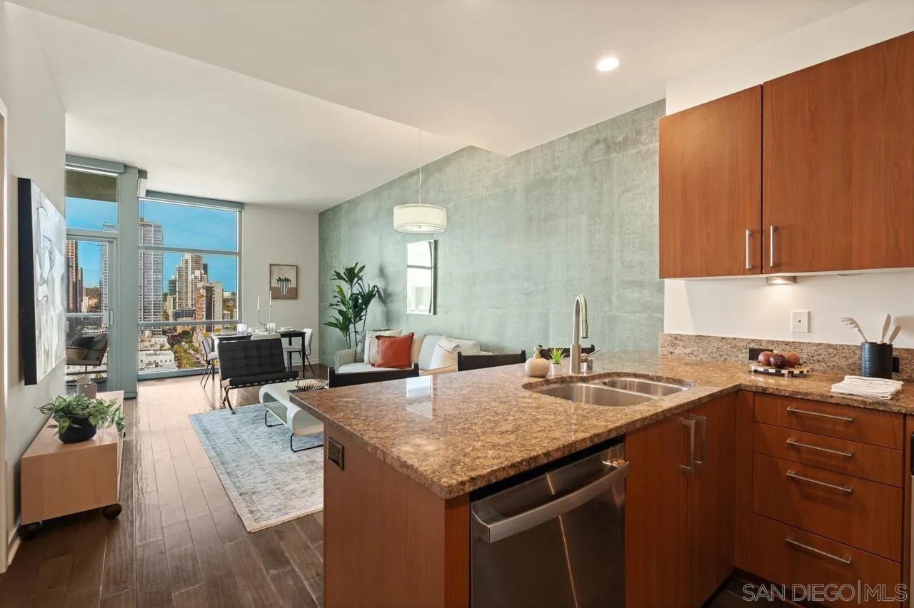 https://cdn.realtyfeed.com/cdn/127/250041630/db6238b5ec499b7cb6172ffaa408e9c9.webp