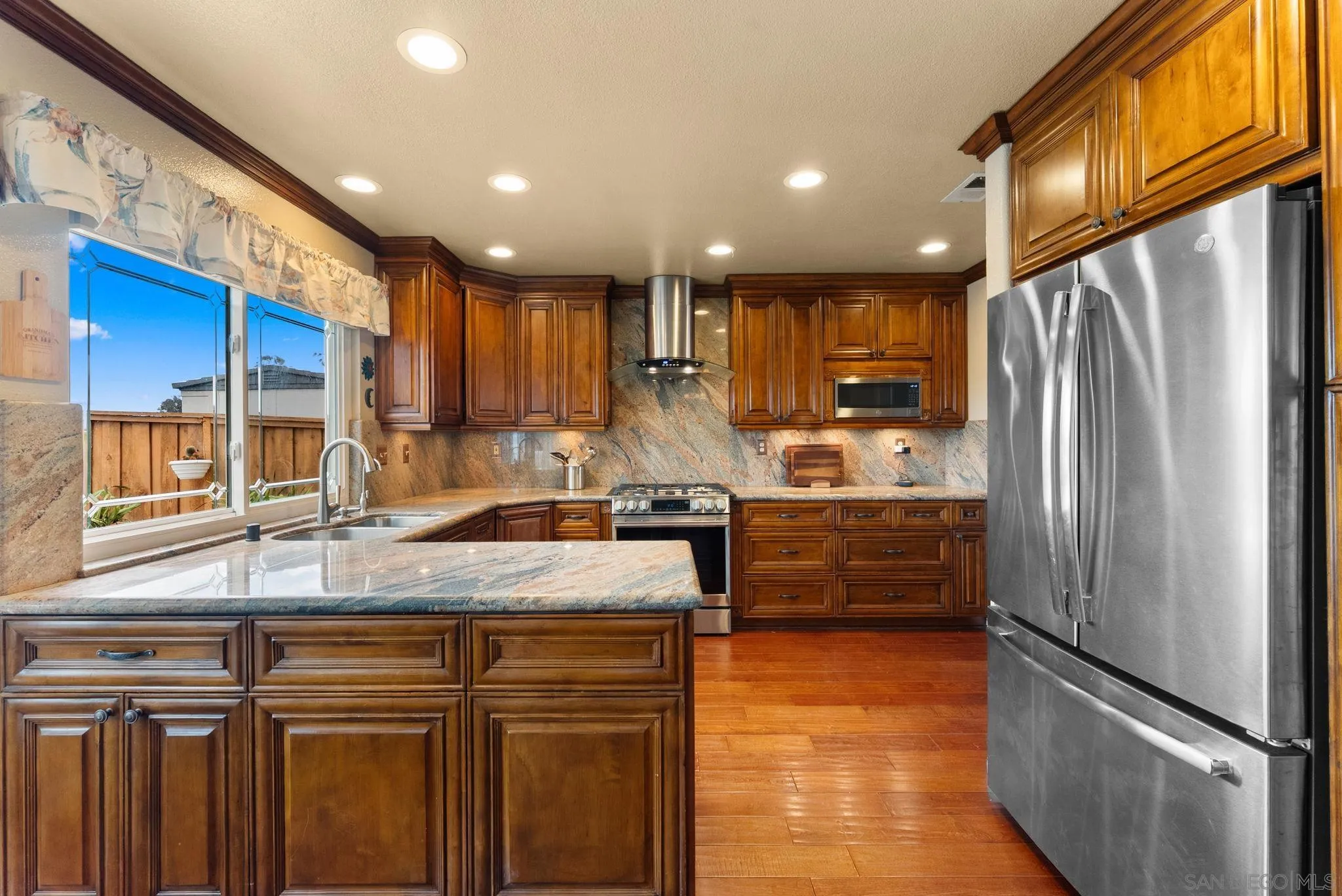 https://cdn.realtyfeed.com/cdn/127/250041635/c076ee36b20b0cd848472bade48e38b0.webp