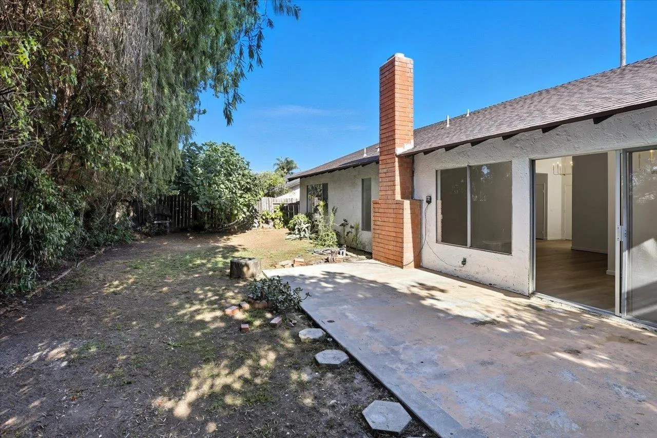 https://cdn.realtyfeed.com/cdn/127/250041643/e4b70152a417a5a8607d6890b18cbc63.webp