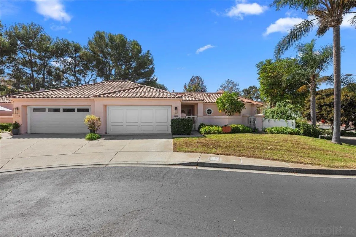 Photo #2: 250041644 Listing: Photo #2