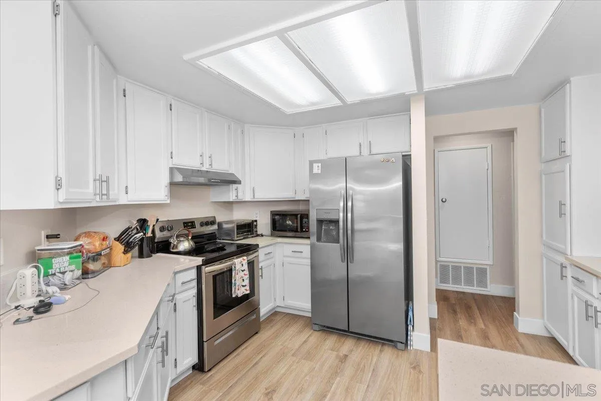 Photo #21: 250041644 Listing: Photo #21