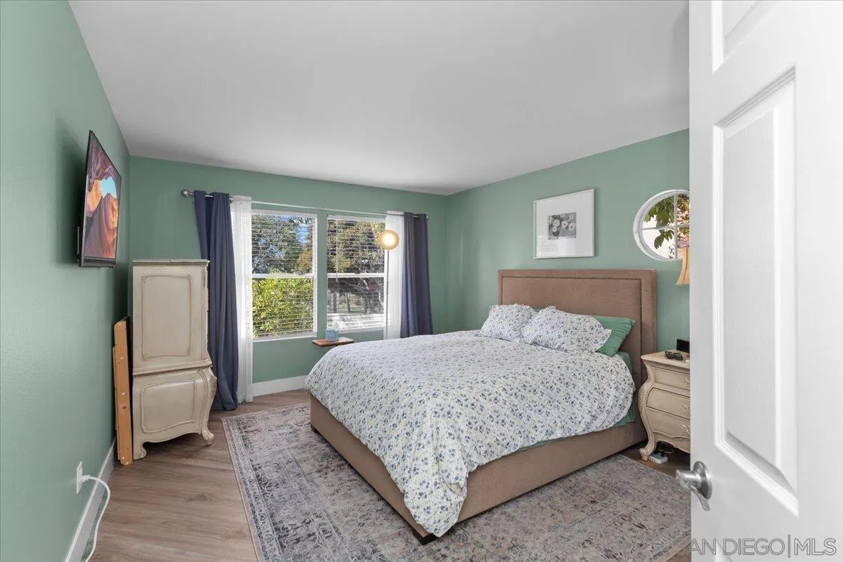 https://cdn.realtyfeed.com/cdn/127/250041644/62dce9083753aaf5dc4916f3be04138c.webp