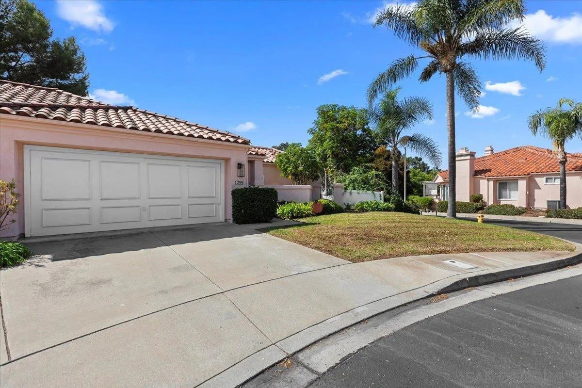 Photo #3: 250041644 Listing 