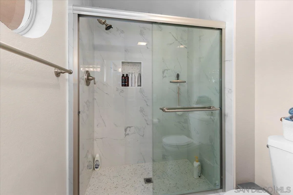 https://cdn.realtyfeed.com/cdn/127/250041644/8fa1de7fa4f82c4417ba2f5228659263.webp