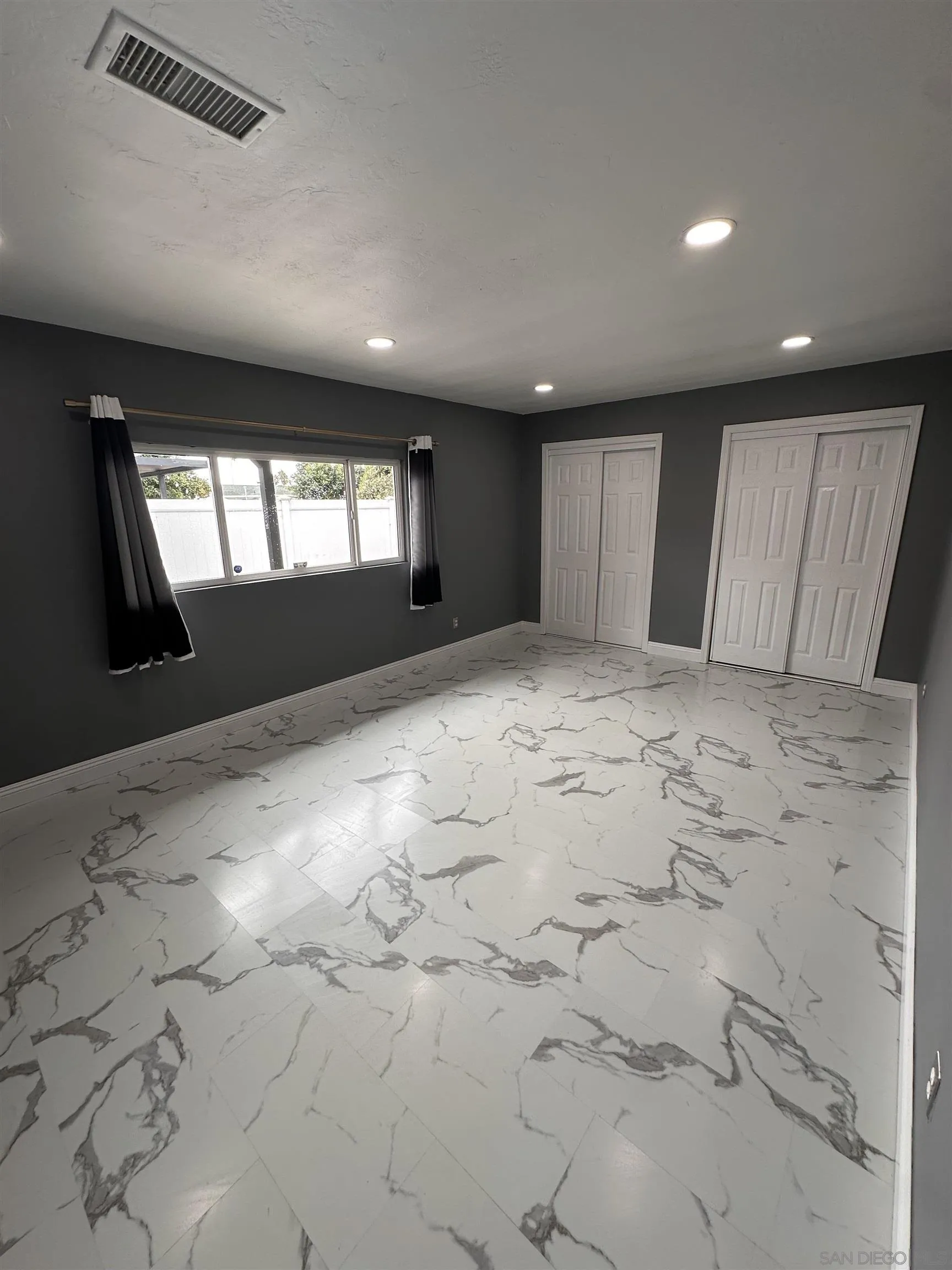 https://cdn.realtyfeed.com/cdn/127/250041646/7ae546e75a1428d4f38b94400af748e8.webp