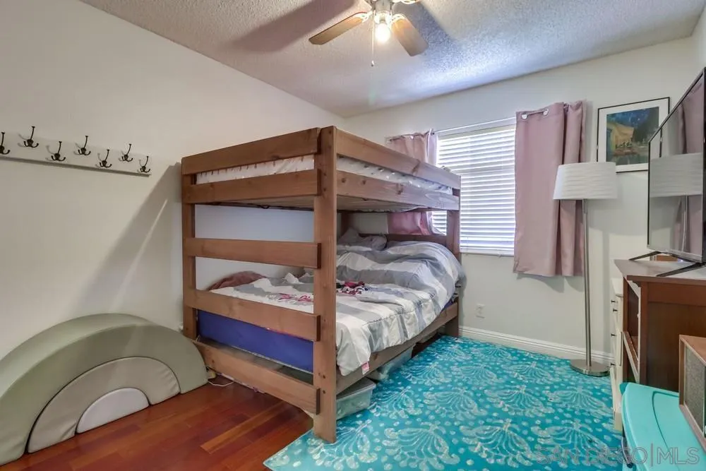 https://cdn.realtyfeed.com/cdn/127/250041650/12e032c0f44e6050a57d153e6d53579c.webp