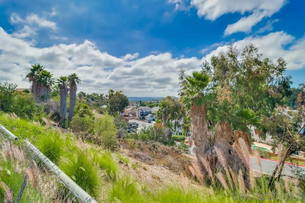 https://cdn.realtyfeed.com/cdn/127/250041650/57568a3062e68c89dfa1de26e865f762.webp
