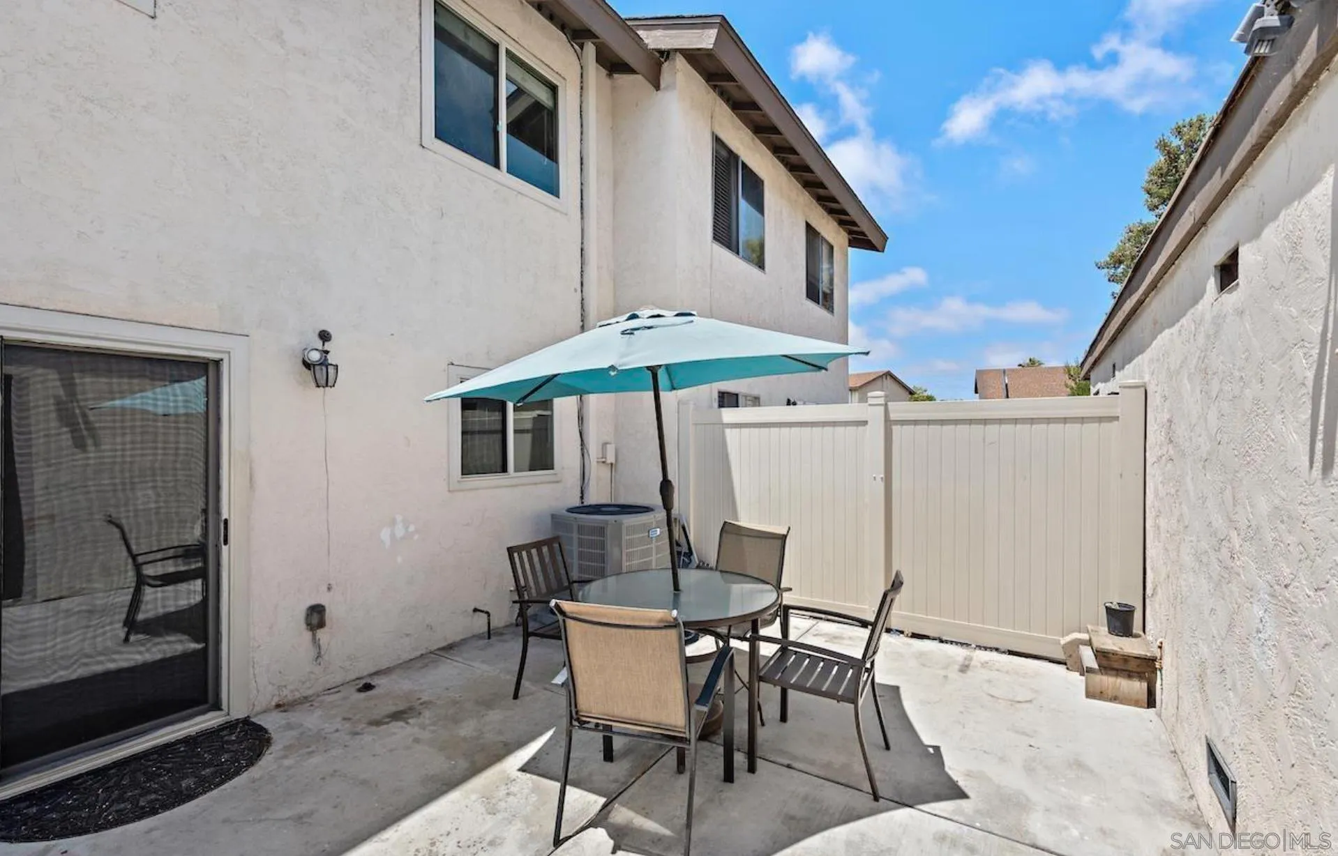 https://cdn.realtyfeed.com/cdn/127/250041650/ecb6d46cb7c0111424978a49bdd02f58.webp