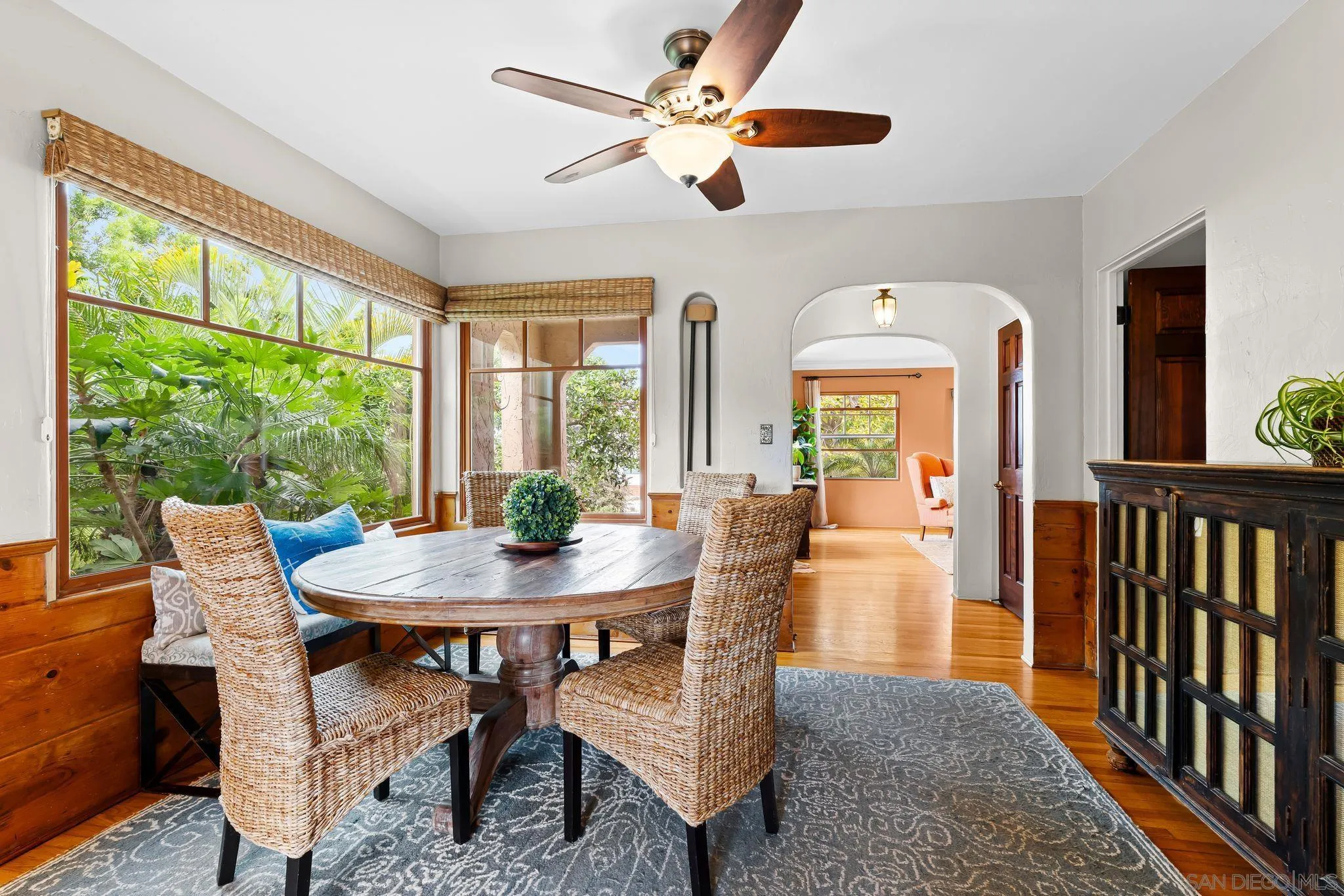 https://cdn.realtyfeed.com/cdn/127/250041652/0fe7af6e64b79e238ffef3230db0622e.webp